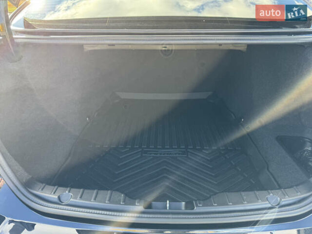 Синій БМВ 5 Серія, об'ємом двигуна 2 л та пробігом 118 тис. км за 21000 $, фото 28 на Automoto.ua