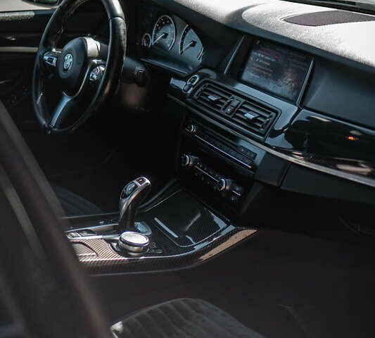 Синий БМВ 5 Серия, объемом двигателя 2 л и пробегом 116 тыс. км за 20000 $, фото 27 на Automoto.ua