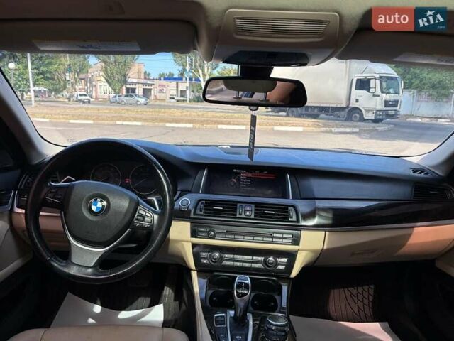 Синій БМВ 5 Серія, об'ємом двигуна 3 л та пробігом 132 тис. км за 20490 $, фото 28 на Automoto.ua