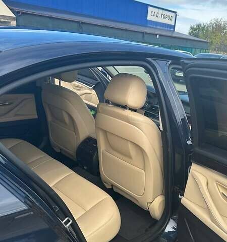 Синій БМВ 5 Серія, об'ємом двигуна 2 л та пробігом 133 тис. км за 15250 $, фото 81 на Automoto.ua