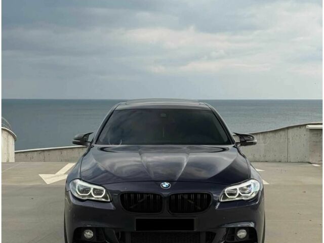 Синий БМВ 5 Серия, объемом двигателя 3 л и пробегом 155 тыс. км за 14000 $, фото 7 на Automoto.ua