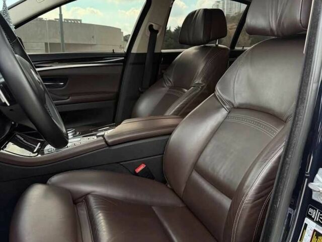 Синий БМВ 5 Серия, объемом двигателя 3 л и пробегом 155 тыс. км за 14000 $, фото 17 на Automoto.ua