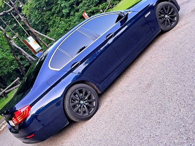 Синий БМВ 5 Серия, объемом двигателя 2 л и пробегом 245 тыс. км за 19900 $, фото 2 на Automoto.ua