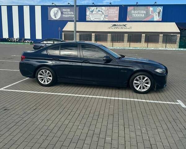 Синій БМВ 5 Серія, об'ємом двигуна 2 л та пробігом 133 тис. км за 15250 $, фото 4 на Automoto.ua