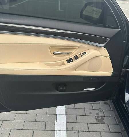 Синій БМВ 5 Серія, об'ємом двигуна 2 л та пробігом 133 тис. км за 15250 $, фото 82 на Automoto.ua