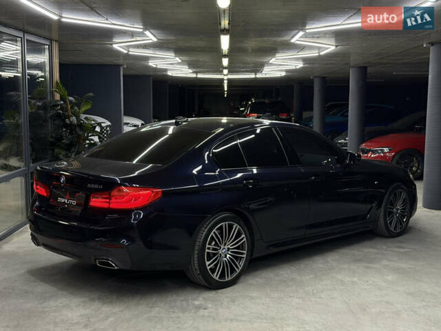 БМВ 5 Серия 2017 в Одессе на Automoto.ua Синий БМВ 5 Серия, объемом двигателя 2.99 л и пробегом 143 тыс. км за 36500 $, фото 13 на Automoto.ua