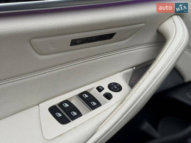 Синий БМВ 5 Серия, объемом двигателя 2 л и пробегом 104 тыс. км за 29900 $, фото 33 на Automoto.ua