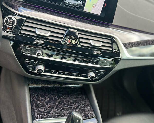 Синій БМВ 5 Серія, об'ємом двигуна 3 л та пробігом 125 тис. км за 34900 $, фото 39 на Automoto.ua