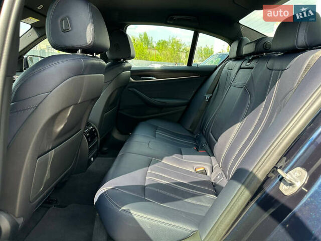 Синій БМВ 5 Серія, об'ємом двигуна 2 л та пробігом 101 тис. км за 28500 $, фото 26 на Automoto.ua