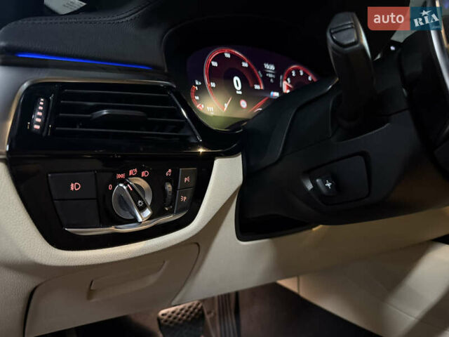 Синий БМВ 5 Серия, объемом двигателя 3 л и пробегом 93 тыс. км за 33900 $, фото 28 на Automoto.ua