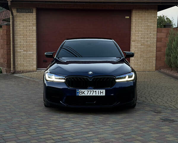 Синий БМВ 5 Серия, объемом двигателя 2 л и пробегом 220 тыс. км за 30800 $, фото 3 на Automoto.ua