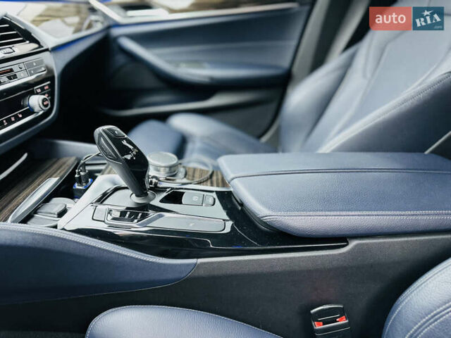 Синій БМВ 5 Серія, об'ємом двигуна 2.99 л та пробігом 170 тис. км за 38500 $, фото 19 на Automoto.ua
