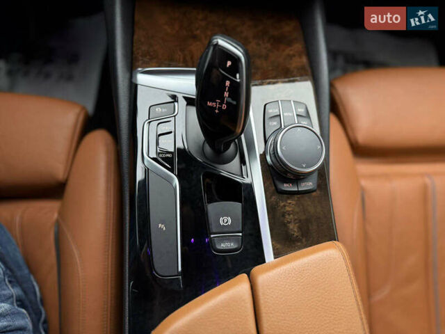 Синій БМВ 5 Серія, об'ємом двигуна 2 л та пробігом 122 тис. км за 26500 $, фото 20 на Automoto.ua