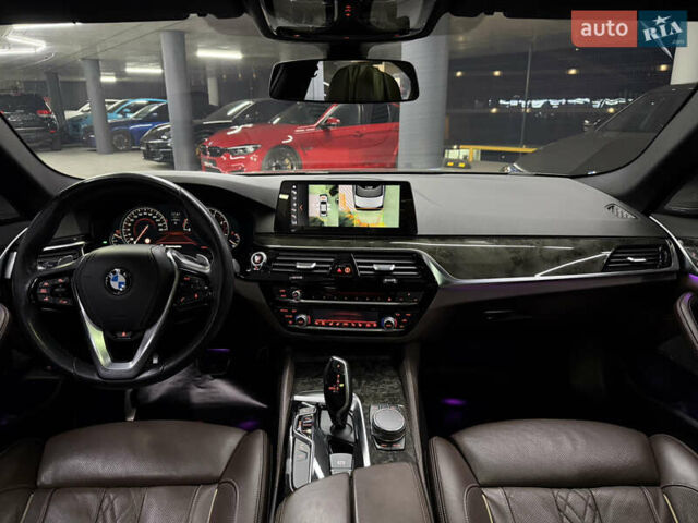 БМВ 5 Серия 2017 в Одессе на Automoto.ua Синий БМВ 5 Серия, объемом двигателя 2.99 л и пробегом 143 тыс. км за 36500 $, фото 25 на Automoto.ua