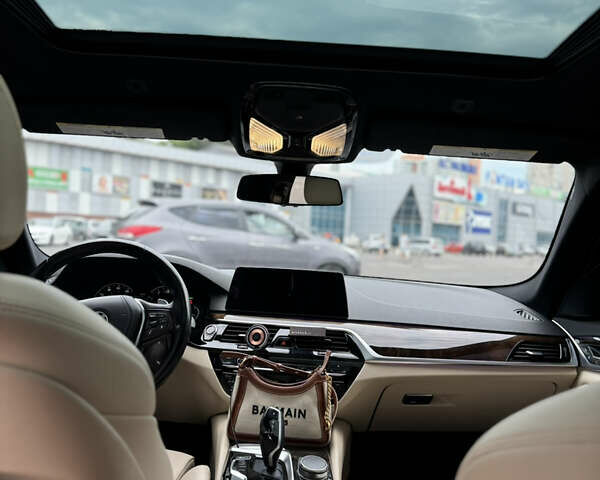 БМВ 5 Серия 2017 в Одессе на Automoto.ua Синий БМВ 5 Серия, объемом двигателя 2 л и пробегом 130 тыс. км за 26000 $, фото 7 на Automoto.ua