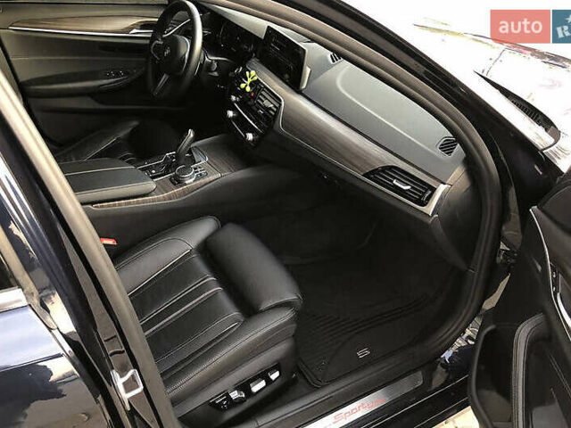 БМВ 5 Серия 2017 в Львове на Automoto.ua Синий БМВ 5 Серия, объемом двигателя 3 л и пробегом 160 тыс. км за 31000 $, фото 32 на Automoto.ua