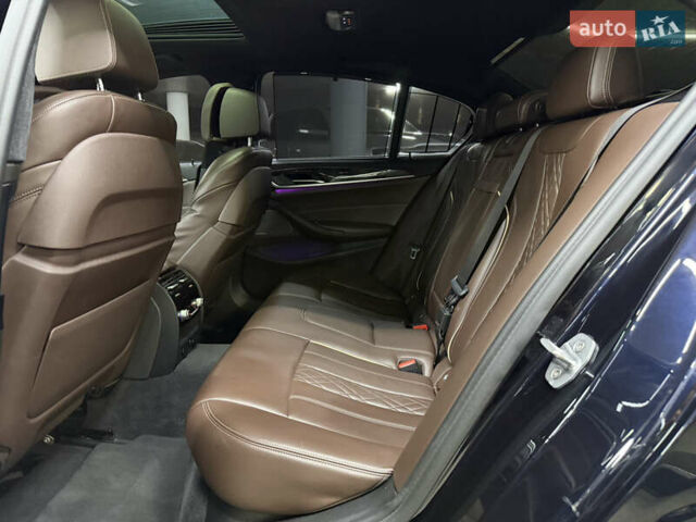 БМВ 5 Серия 2017 в Одессе на Automoto.ua Синий БМВ 5 Серия, объемом двигателя 2.99 л и пробегом 143 тыс. км за 36500 $, фото 23 на Automoto.ua