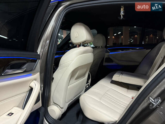 Синий БМВ 5 Серия, объемом двигателя 3 л и пробегом 93 тыс. км за 33900 $, фото 18 на Automoto.ua