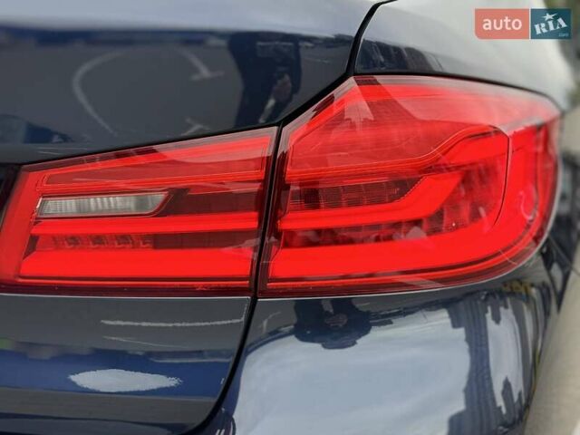 Синий БМВ 5 Серия, объемом двигателя 2.99 л и пробегом 217 тыс. км за 35200 $, фото 10 на Automoto.ua