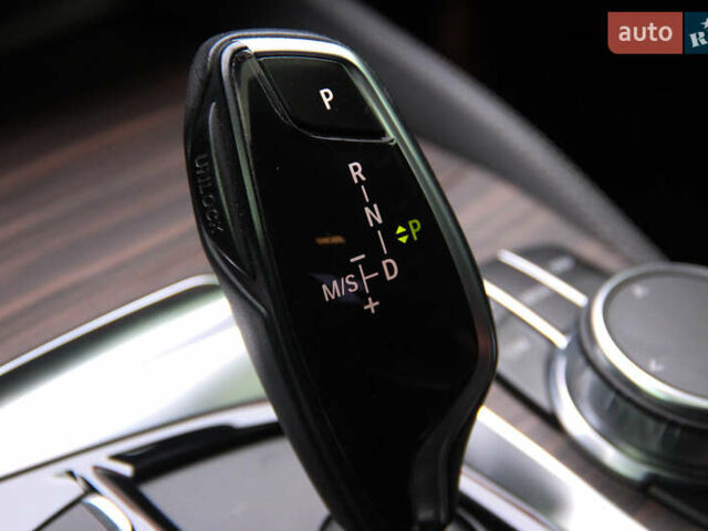 Синій БМВ 5 Серія, об'ємом двигуна 2 л та пробігом 62 тис. км за 31000 $, фото 52 на Automoto.ua