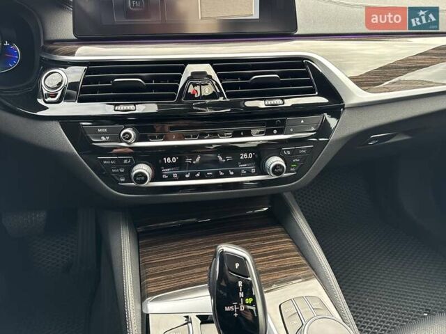 Синий БМВ 5 Серия, объемом двигателя 2.99 л и пробегом 217 тыс. км за 35200 $, фото 21 на Automoto.ua