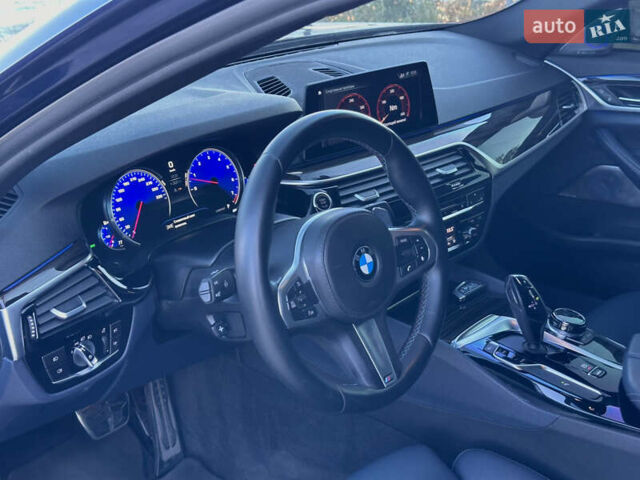 БМВ 5 Серия 2017 в Одессе на Automoto.ua Синий БМВ 5 Серия, объемом двигателя 3 л и пробегом 159 тыс. км за 33900 $, фото 18 на Automoto.ua