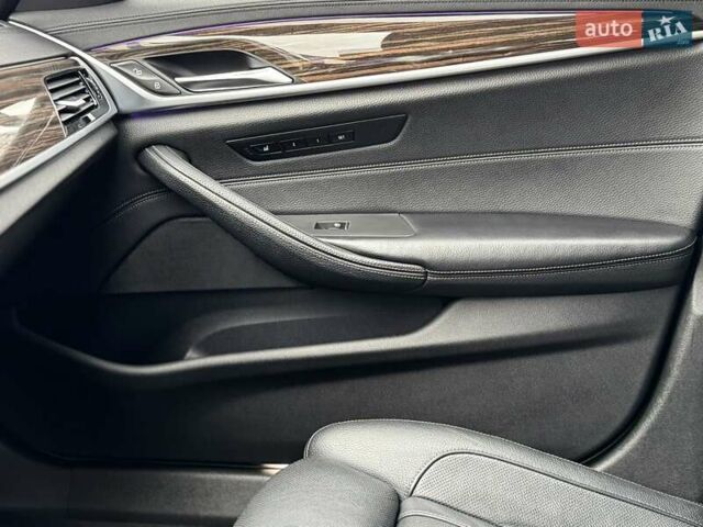 Синий БМВ 5 Серия, объемом двигателя 2.99 л и пробегом 217 тыс. км за 35200 $, фото 32 на Automoto.ua