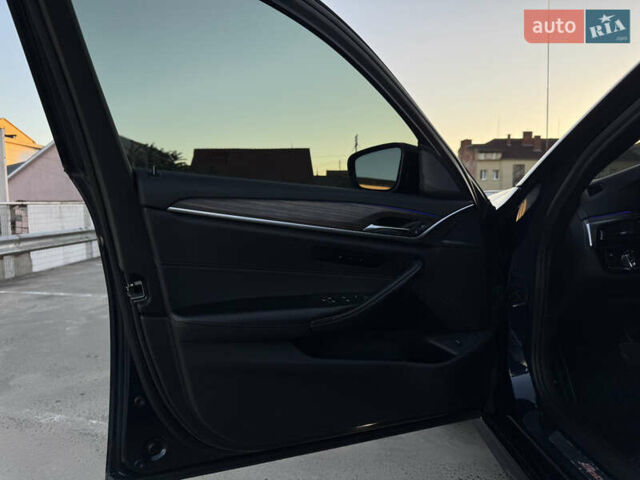 Синій БМВ 5 Серія, об'ємом двигуна 3 л та пробігом 117 тис. км за 33500 $, фото 18 на Automoto.ua