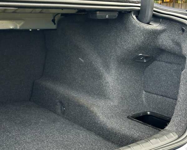 БМВ 5 Серия 2017 в Днепре (Днепропетровске) на Automoto.ua Синий БМВ 5 Серия, объемом двигателя 2 л и пробегом 219 тыс. км за 23999 $, фото 33 на Automoto.ua