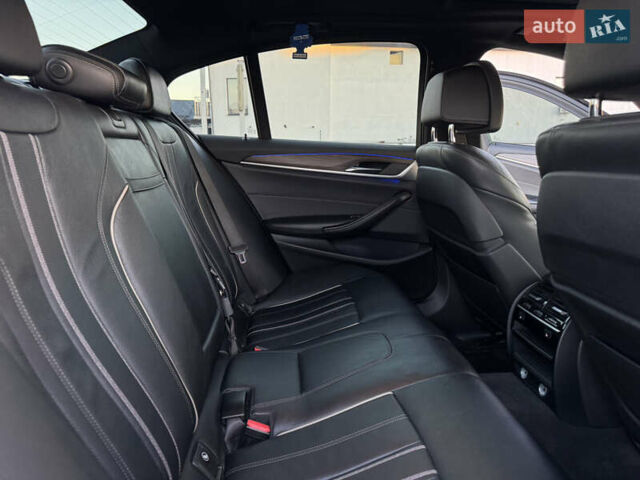 Синій БМВ 5 Серія, об'ємом двигуна 3 л та пробігом 117 тис. км за 33500 $, фото 26 на Automoto.ua