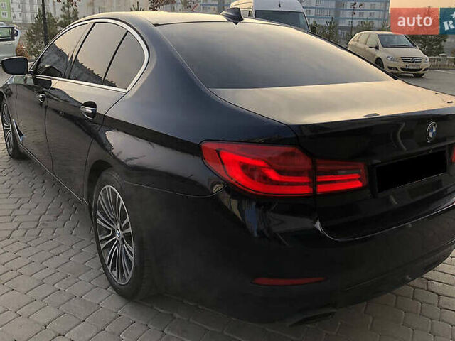 БМВ 5 Серия 2017 в Львове на Automoto.ua Синий БМВ 5 Серия, объемом двигателя 3 л и пробегом 160 тыс. км за 31000 $, фото 8 на Automoto.ua