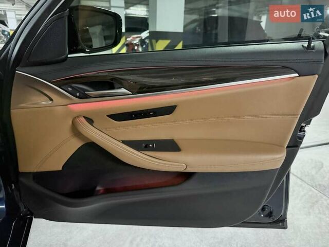 Синий БМВ 5 Серия, объемом двигателя 3 л и пробегом 115 тыс. км за 38000 $, фото 25 на Automoto.ua