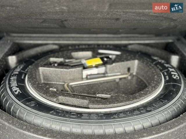 Синий БМВ 5 Серия, объемом двигателя 2.99 л и пробегом 217 тыс. км за 35200 $, фото 39 на Automoto.ua