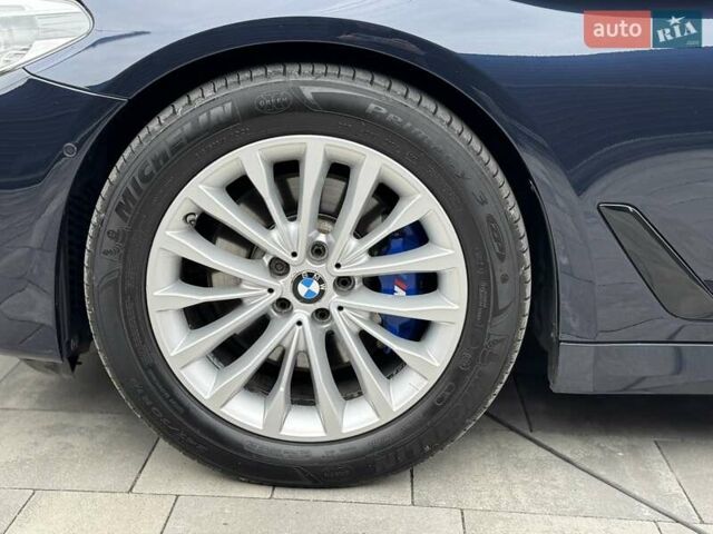Синий БМВ 5 Серия, объемом двигателя 2.99 л и пробегом 217 тыс. км за 35200 $, фото 12 на Automoto.ua