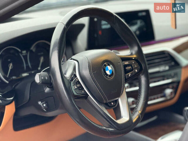 Синій БМВ 5 Серія, об'ємом двигуна 2 л та пробігом 122 тис. км за 26500 $, фото 22 на Automoto.ua