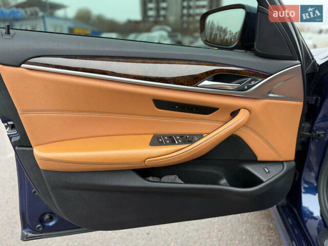 Синій БМВ 5 Серія, об'ємом двигуна 2 л та пробігом 122 тис. км за 26500 $, фото 28 на Automoto.ua