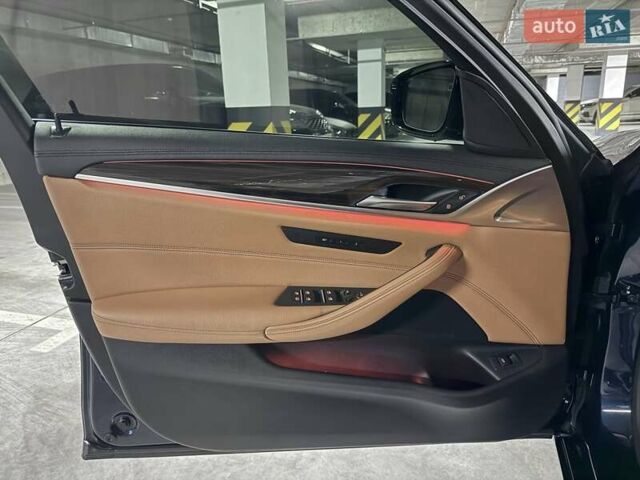 Синий БМВ 5 Серия, объемом двигателя 3 л и пробегом 115 тыс. км за 38000 $, фото 14 на Automoto.ua