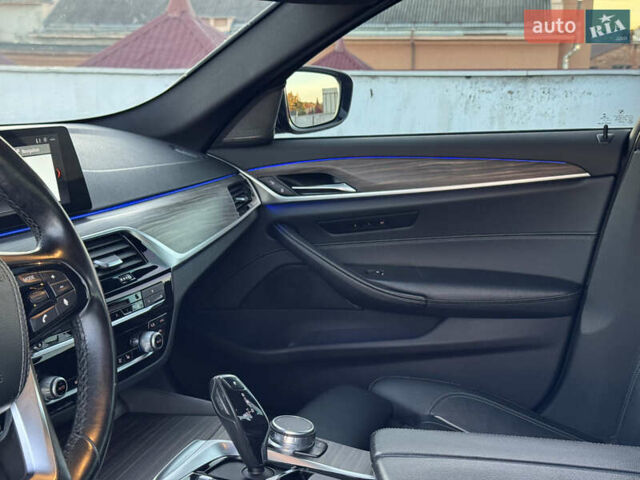 Синій БМВ 5 Серія, об'ємом двигуна 3 л та пробігом 117 тис. км за 33500 $, фото 21 на Automoto.ua