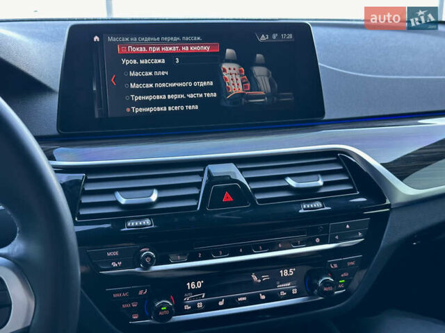 БМВ 5 Серия 2017 в Одессе на Automoto.ua Синий БМВ 5 Серия, объемом двигателя 3 л и пробегом 159 тыс. км за 33900 $, фото 23 на Automoto.ua