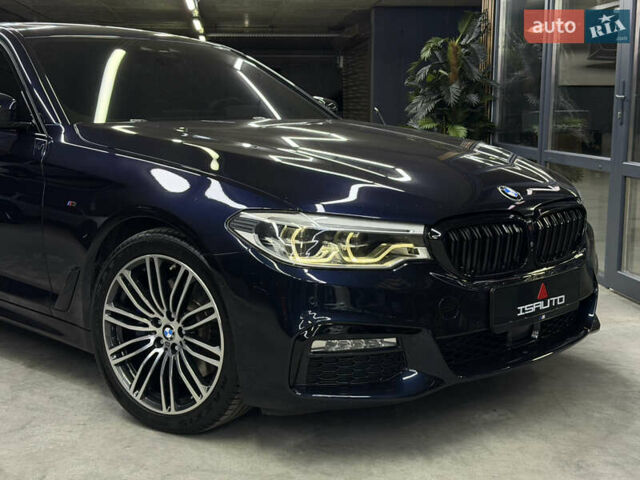 БМВ 5 Серия 2017 в Одессе на Automoto.ua Синий БМВ 5 Серия, объемом двигателя 2.99 л и пробегом 143 тыс. км за 36500 $, фото 3 на Automoto.ua