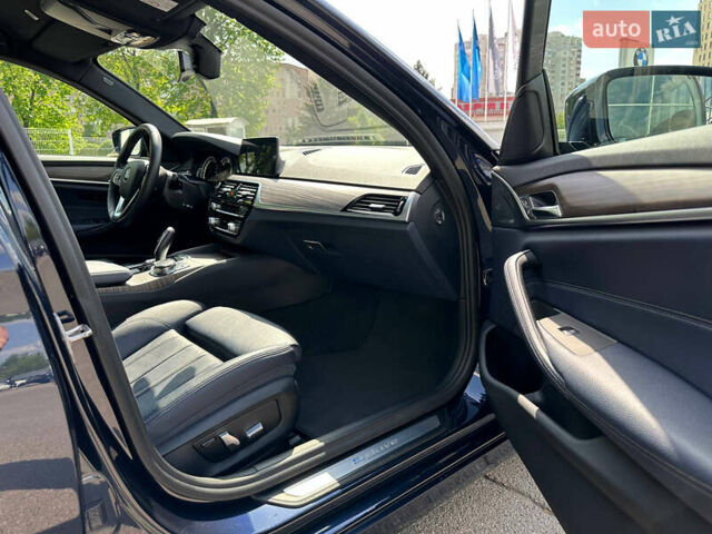 Синій БМВ 5 Серія, об'ємом двигуна 2 л та пробігом 101 тис. км за 28500 $, фото 29 на Automoto.ua