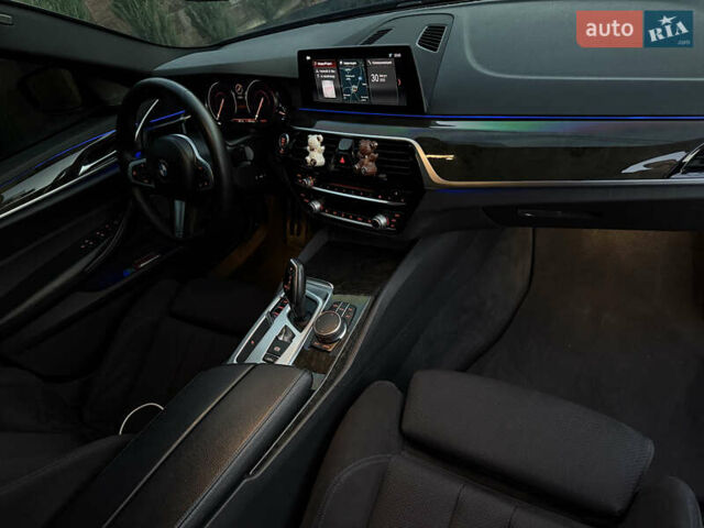 Синий БМВ 5 Серия, объемом двигателя 2 л и пробегом 220 тыс. км за 30800 $, фото 9 на Automoto.ua