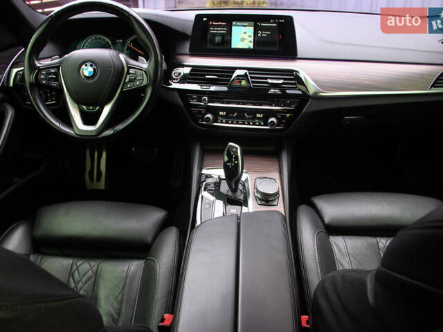 Синій БМВ 5 Серія, об'ємом двигуна 2 л та пробігом 62 тис. км за 31000 $, фото 39 на Automoto.ua