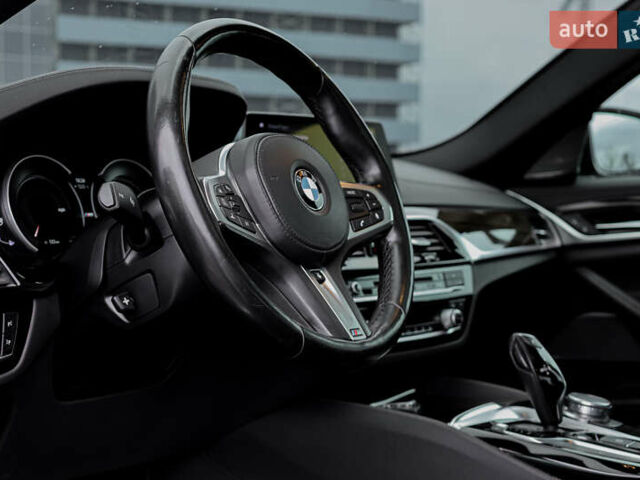 Синій БМВ 5 Серія, об'ємом двигуна 3 л та пробігом 99 тис. км за 40500 $, фото 15 на Automoto.ua