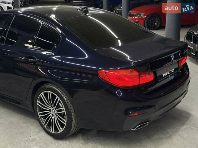 БМВ 5 Серия 2017 в Одессе на Automoto.ua Синий БМВ 5 Серия, объемом двигателя 2.99 л и пробегом 143 тыс. км за 36500 $, фото 11 на Automoto.ua