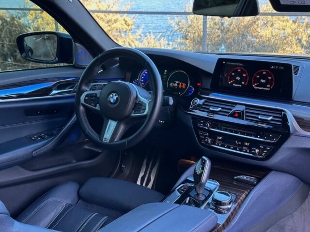 Синий БМВ 5 Серия, объемом двигателя 3 л и пробегом 155 тыс. км за 33000 $, фото 6 на Automoto.ua