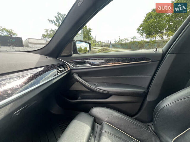 Синій БМВ 5 Серія, об'ємом двигуна 3 л та пробігом 125 тис. км за 34900 $, фото 22 на Automoto.ua