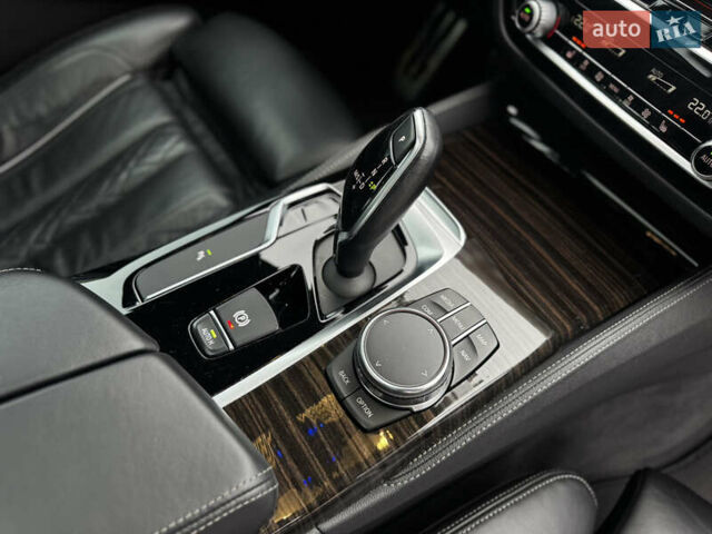 Синий БМВ 5 Серия, объемом двигателя 3 л и пробегом 144 тыс. км за 31999 $, фото 65 на Automoto.ua