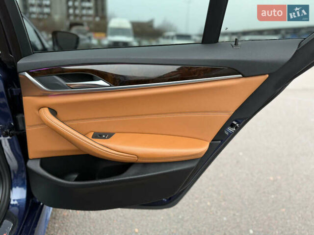 Синій БМВ 5 Серія, об'ємом двигуна 2 л та пробігом 122 тис. км за 26500 $, фото 35 на Automoto.ua