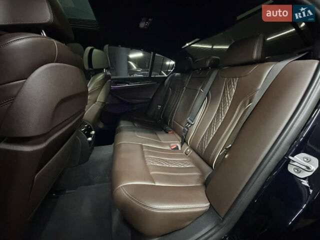 БМВ 5 Серия 2017 в Одессе на Automoto.ua Синий БМВ 5 Серия, объемом двигателя 2.99 л и пробегом 143 тыс. км за 36500 $, фото 21 на Automoto.ua